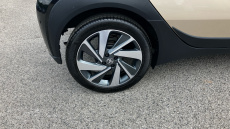 Toyota Aygo X 1.0 VVT-i Edge 5dr Petrol Hatchback